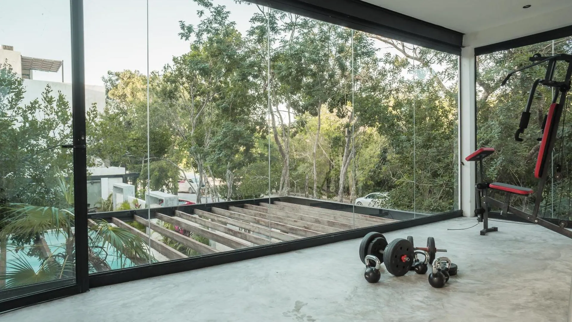 Beautiful 3 Bdr, 3 Ba Modern Condo Minutes From Beach Tulum Apartment