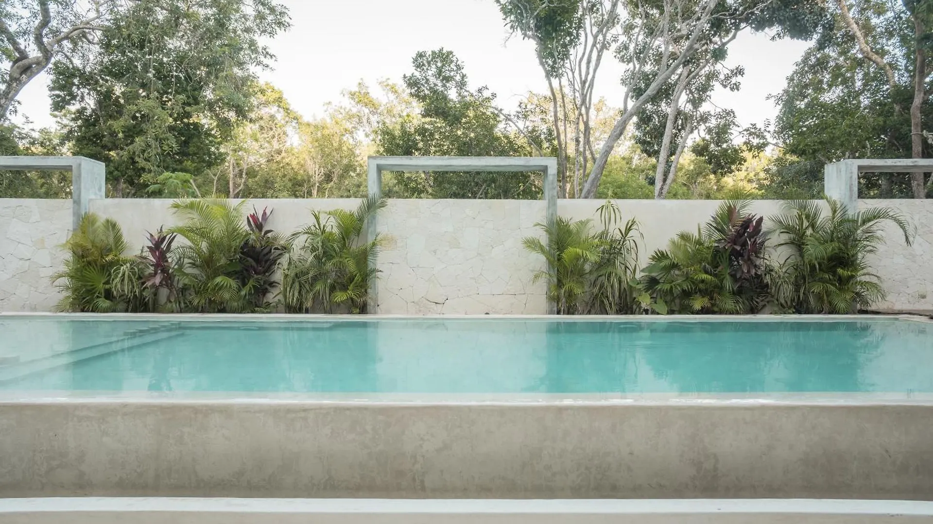 Beautiful 3 Bdr, 3 Ba Modern Condo Minutes From Beach Tulum Apartment